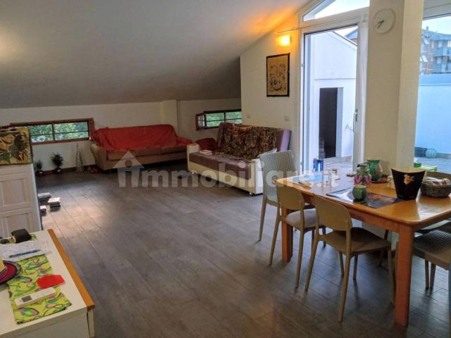 Villa Indipendente in affitto a Cinghio, Sorbolo