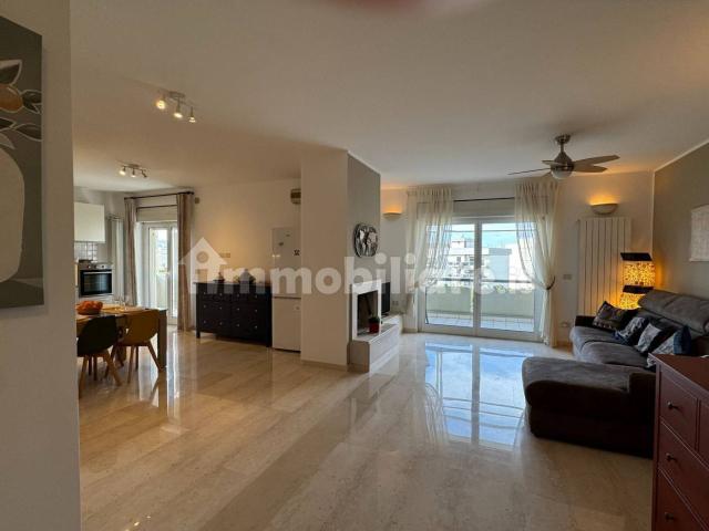 Villa Indipendente in affitto a Puglia, Bari
