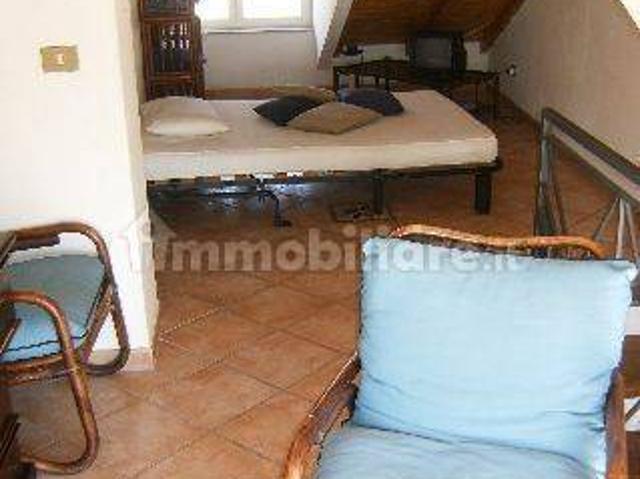 Villa Indipendente in affitto a Intra, Piemonte