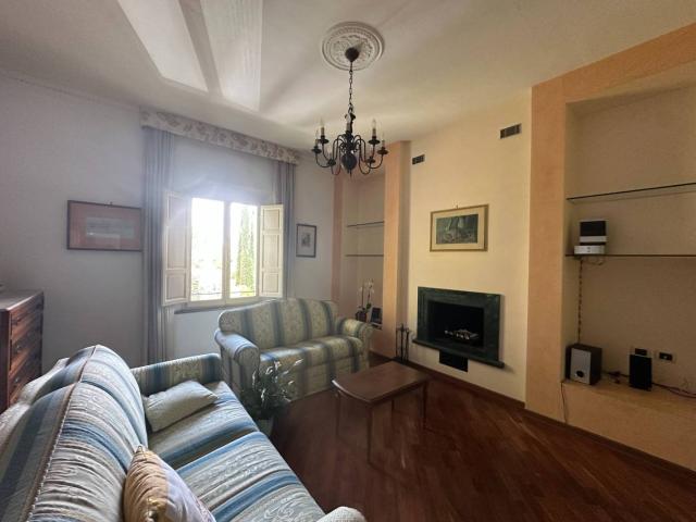 Villa Indipendente in affitto a Centro, Monte Argentario