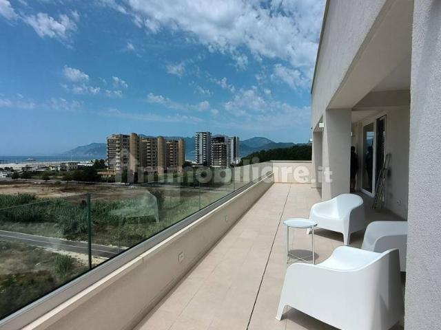 Villa Indipendente in affitto a Salerno, Campania