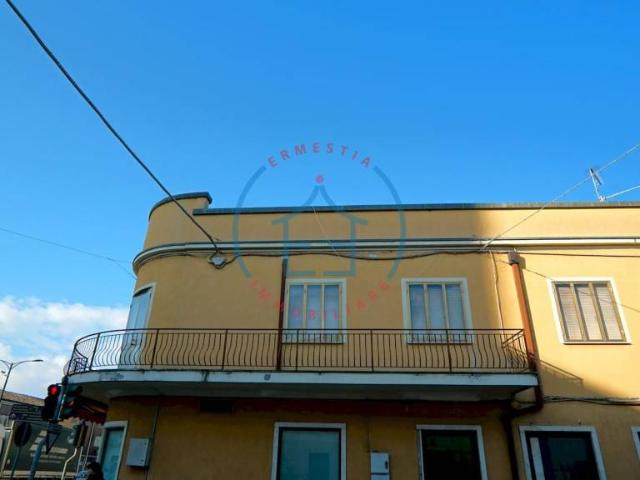 Attico in affitto a Borgo Veneto, Saletto