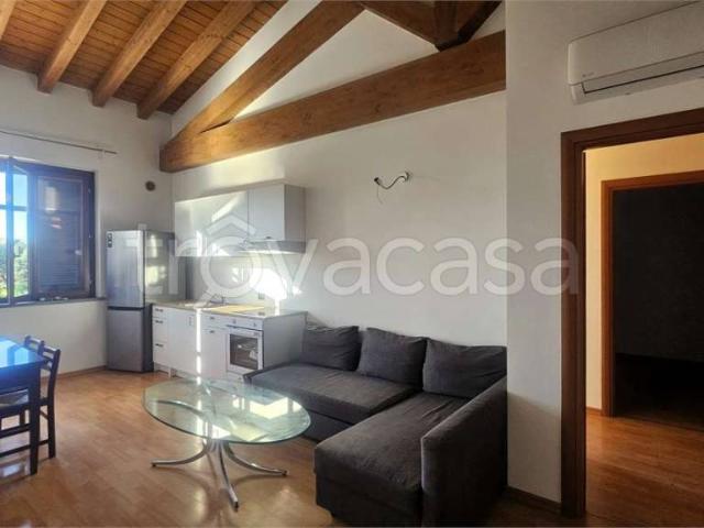 Attico in affitto a Vignate, Lombardia