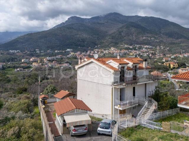 Attico in vendita a Borghetto Santo Spirito, Liguria