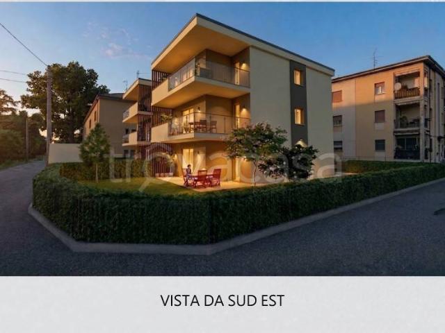 Attico in vendita a Zona Est, Brescia