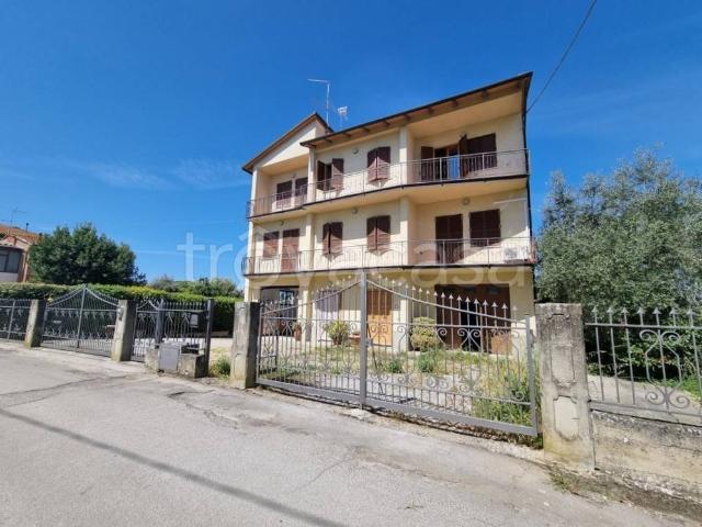Attico in vendita a Foiano Della Chiana, Toscana