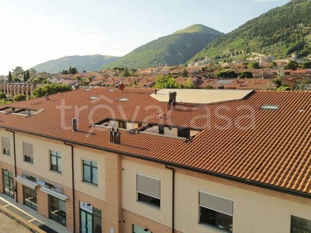 Attico in vendita a Gubbio, Umbria