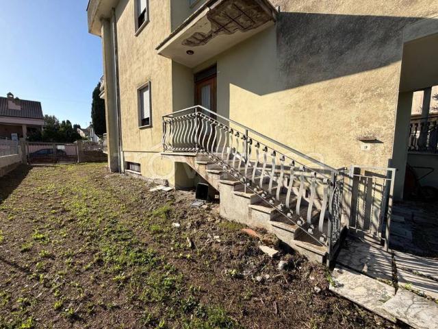 Attico in vendita a Borgo Medievale, Roma Capitale