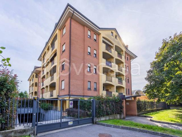Attico in vendita a Nova Milanese, Monza e della Brianza