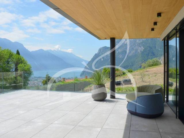 Attico in vendita a Alboletta, Riva del Garda