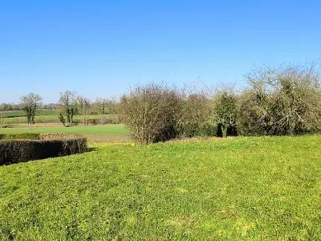 Terrain vente à Bourg-en-Bresse, Attignat