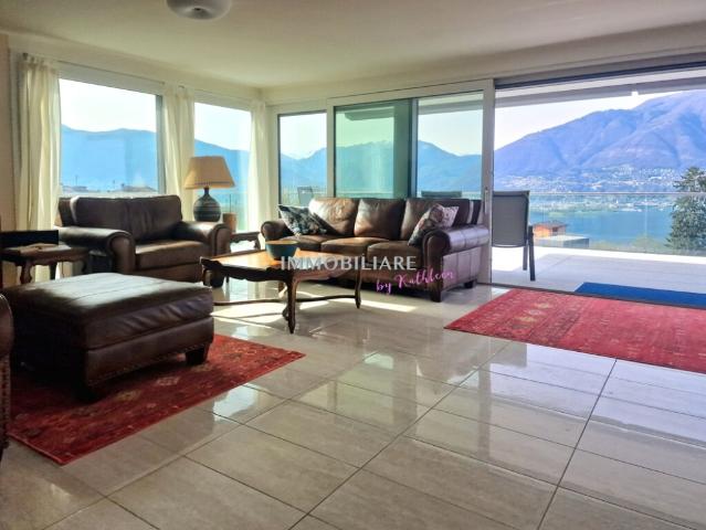 Attikawohnung kaufen in Gerra, Gambarogno, Tessin