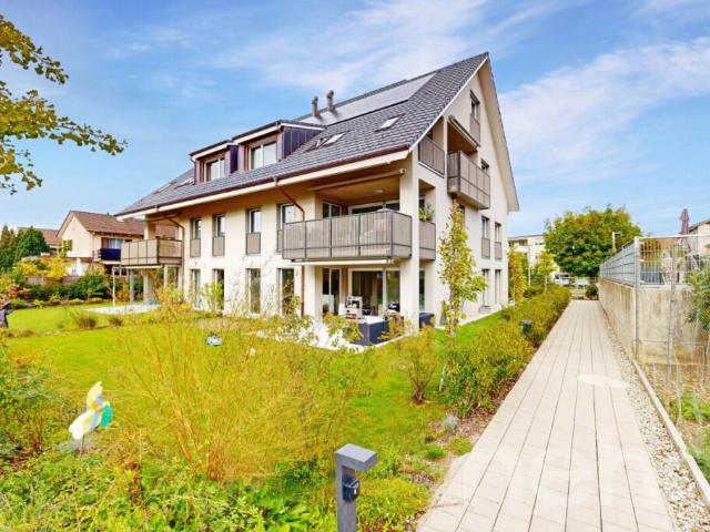 Attikawohnung kaufen in Henggart, Zürich