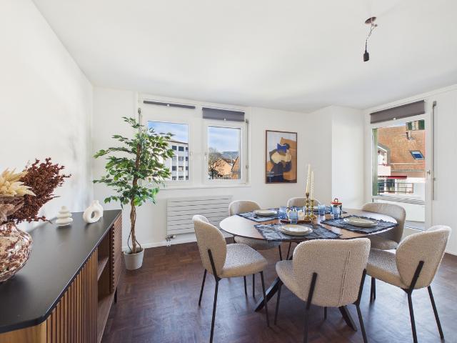 Wohnung kaufen in Gland, Waadt