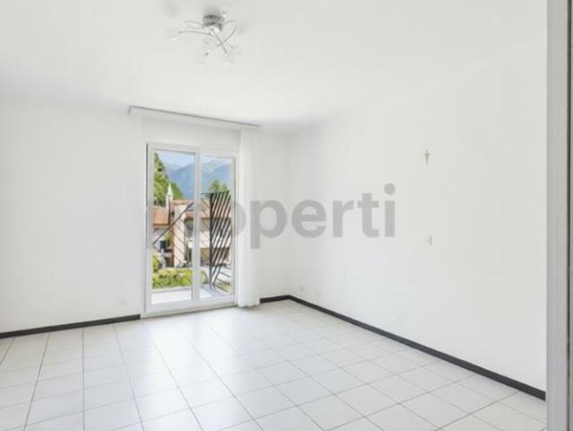 Wohnung kaufen in Castione, Arbedo-Castione