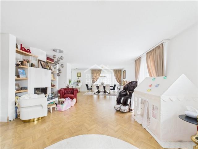 Attikawohnung kaufen in Kloten, Zürich