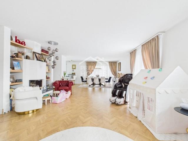 Attikawohnung kaufen in Kloten, Zürich