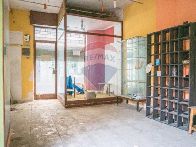 Locale Commerciale in affitto a Enna