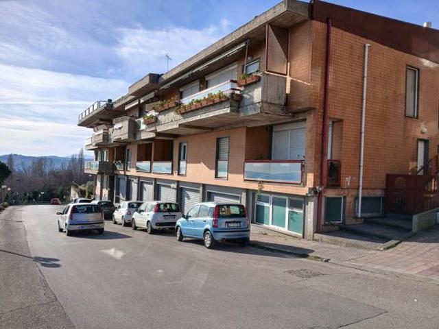 Locale Commerciale in affitto a Vasto, Abruzzo