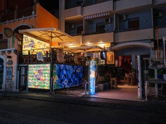 Locale Commerciale in vendita a Chianchitta, Giardini Naxos