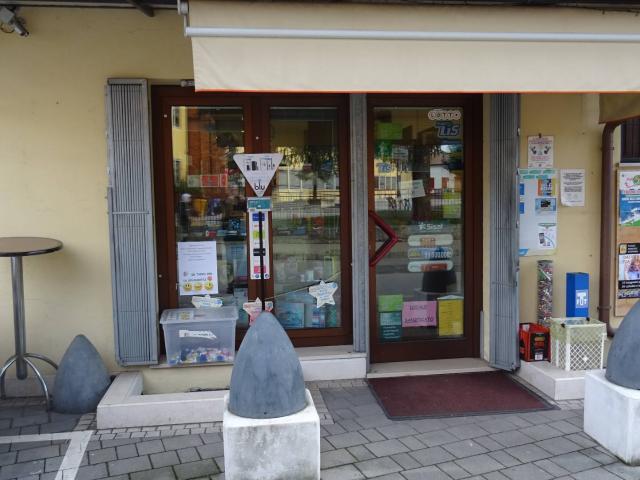 Locale Commerciale in vendita a Istrana, Veneto