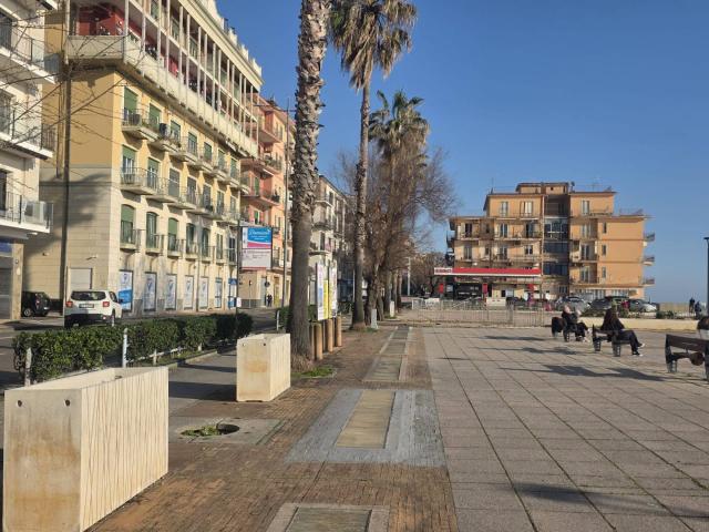 Ufficio in vendita a Salerno, Campania