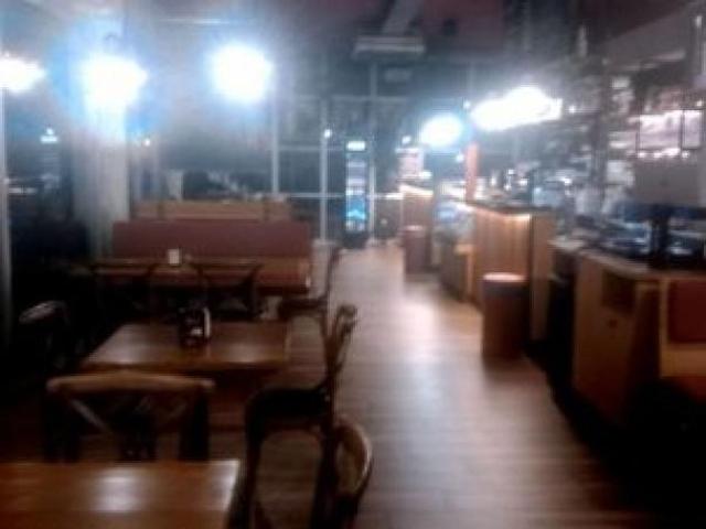 Locale Commerciale in affitto a Modena, Reggio Emilia