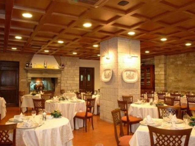 Locale Commerciale in vendita a Unione delle Terre d'Argine, Soliera