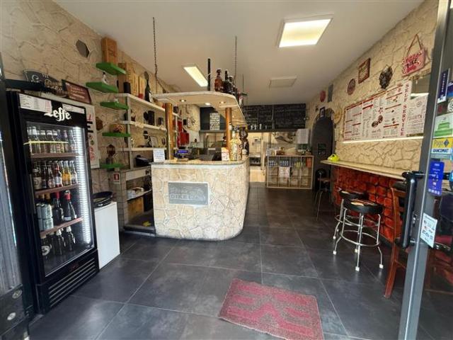 Locale Commerciale in vendita a Quartiere 1, Firenze