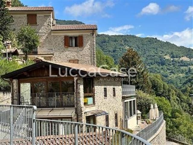 Appartamento in vendita a Fabbriche di Vallico, Fabbriche di Vergemoli