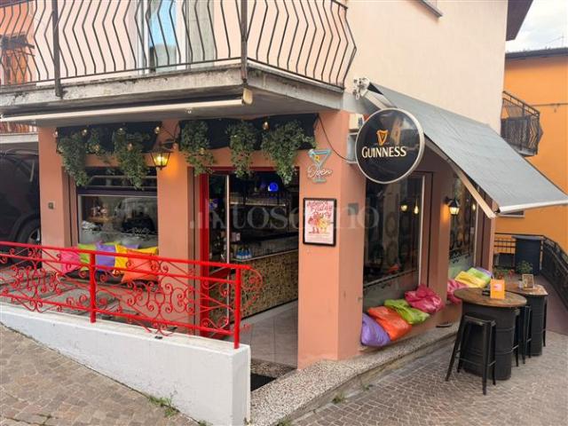 Locale Commerciale in vendita a Cugliate, Cugliate-Fabiasco