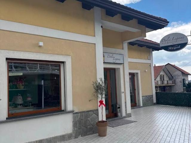 Locale Commerciale in vendita a Agerola, Campania