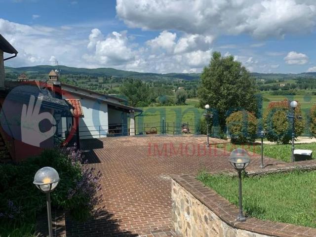 Locale Commerciale in vendita a Bevagna, Umbria