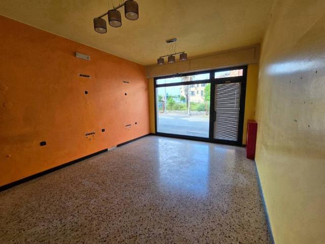 Locale Commerciale in vendita a Cessalto, Veneto