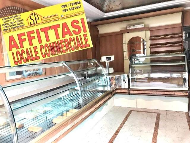 Locale Commerciale in vendita a Giarre, Sicilia
