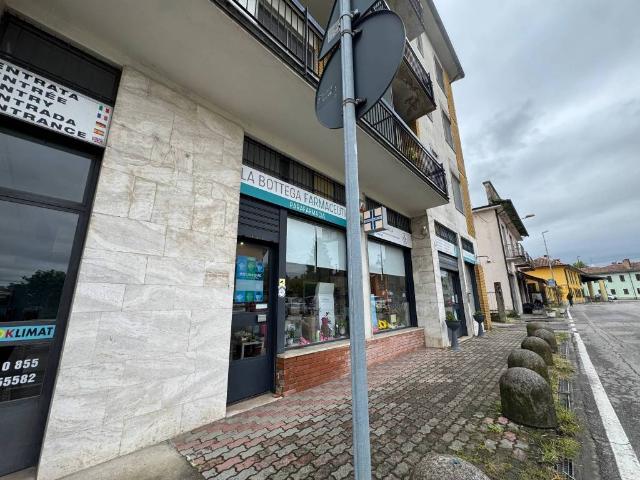 Locale Commerciale in vendita a Torretta, Lodi