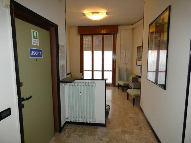 Locale Commerciale in vendita a Te Brunetti, San Giorgio Di Mantova