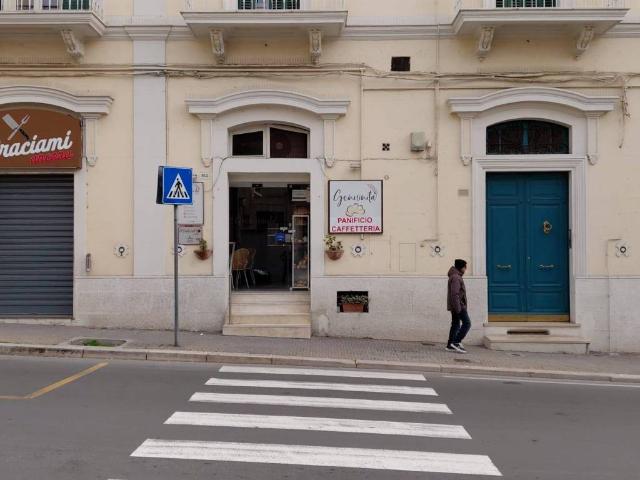 Locale Commerciale in vendita a Matera, Basilicata