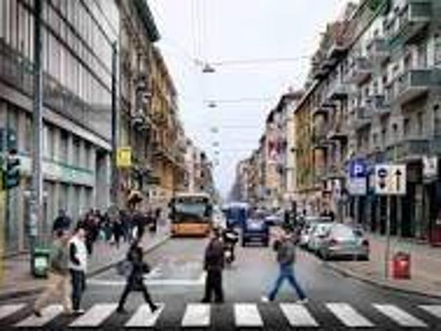 Locale Commerciale in vendita a Municipio 2, Milano