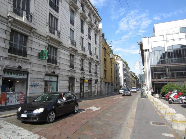 Locale Commerciale in vendita a Municipio 1, Milano