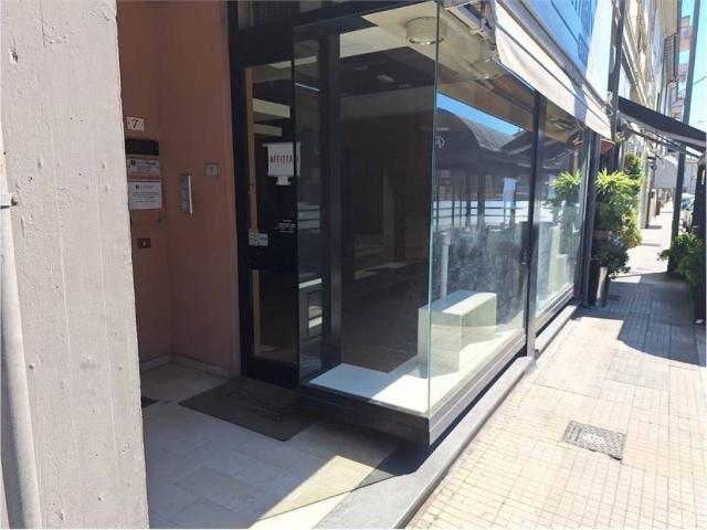 Locale Commerciale in vendita a Gallo, Montecatini Terme