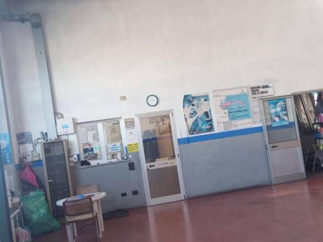 Locale Commerciale in vendita a Montecchio Maggiore, Veneto