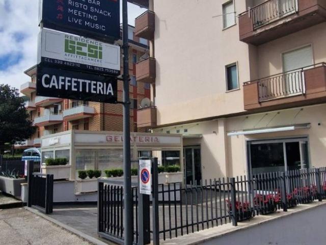 Locale Commerciale in vendita a Monteforte Irpino, Campania
