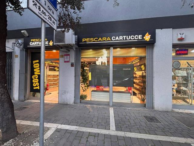Locale Commerciale in vendita a Pescara, Abruzzo