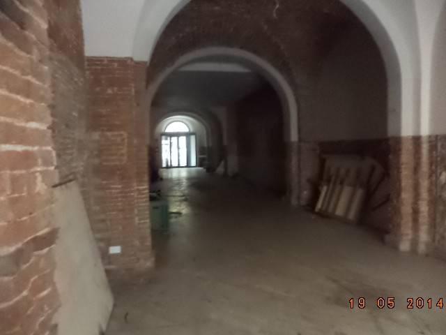 Locale Commerciale in vendita a Bellaria, Pontedera