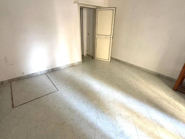 Locale Commerciale in vendita a Rione Ortodonico, Pozzuoli