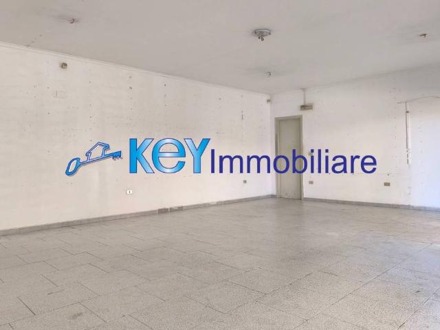 Locale Commerciale in vendita a Casalanno, Quarto