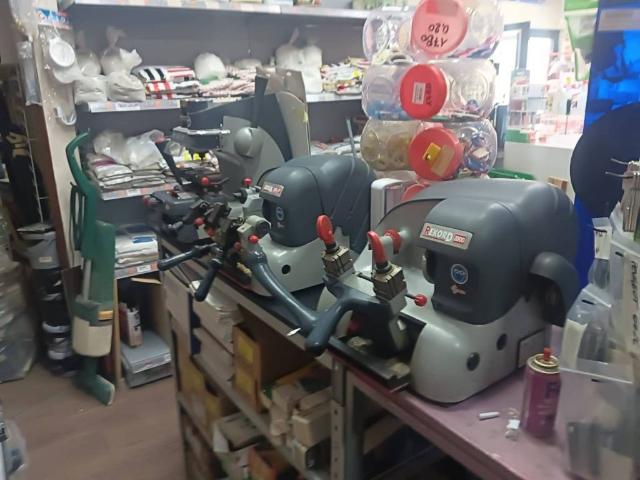 Locale Commerciale in vendita a Patatino, Quarto