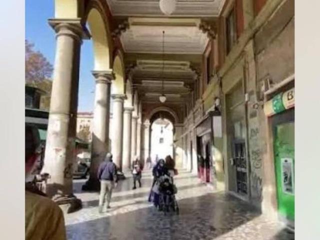 Locale Commerciale in vendita a Municipio Roma I, Roma Capitale