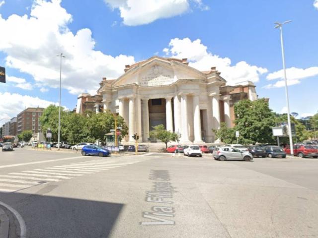 Locale Commerciale in vendita a Pinciano, Montecompatri